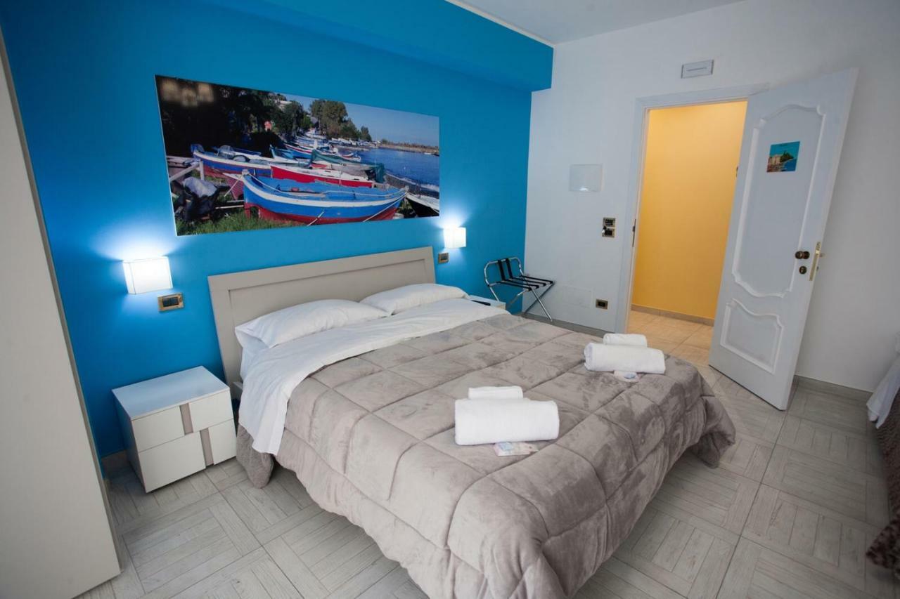 B&B Al Duomo Milazzo Buitenkant foto