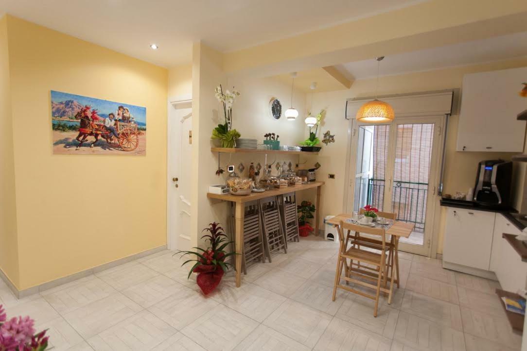B&B Al Duomo Milazzo Buitenkant foto